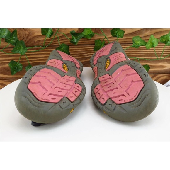 KEEN Youth Girls Shoes Size 5 M Pink Sport Fabric - Picture 7 of 7